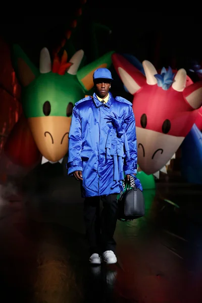 Look 53